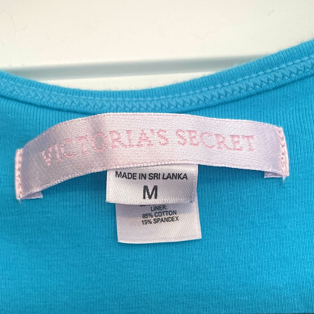 Early 2000s Victoria Secret Tank Top Size M
